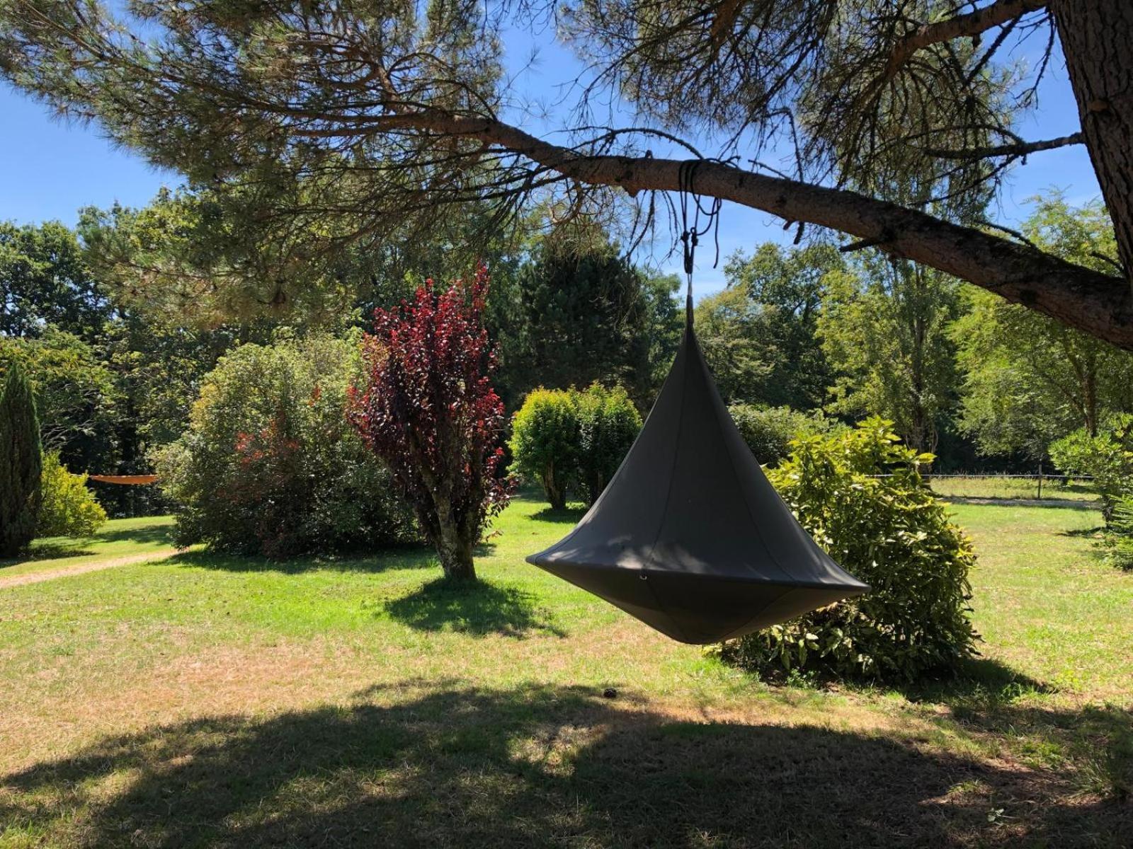 Gite Le Domaine Aubazen La Chapelle-Aubareil Exterior foto